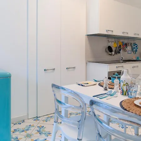 Partenopea Mare Апартаменти